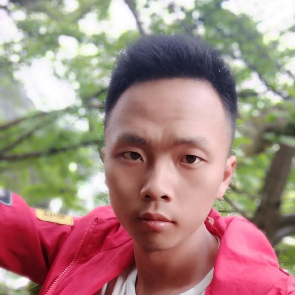 飘逸笑火车的照片