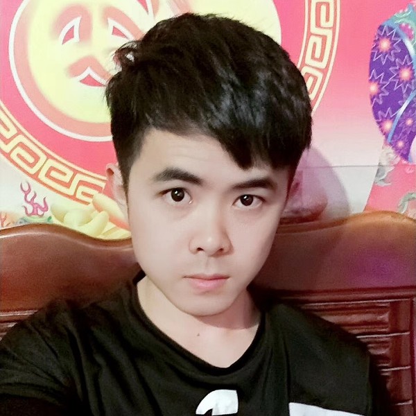 过客浅吻现代的照片