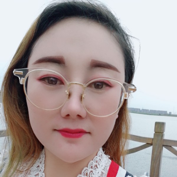 小玊的照片