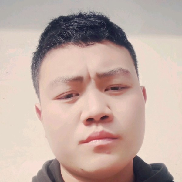 一笑怨何的照片