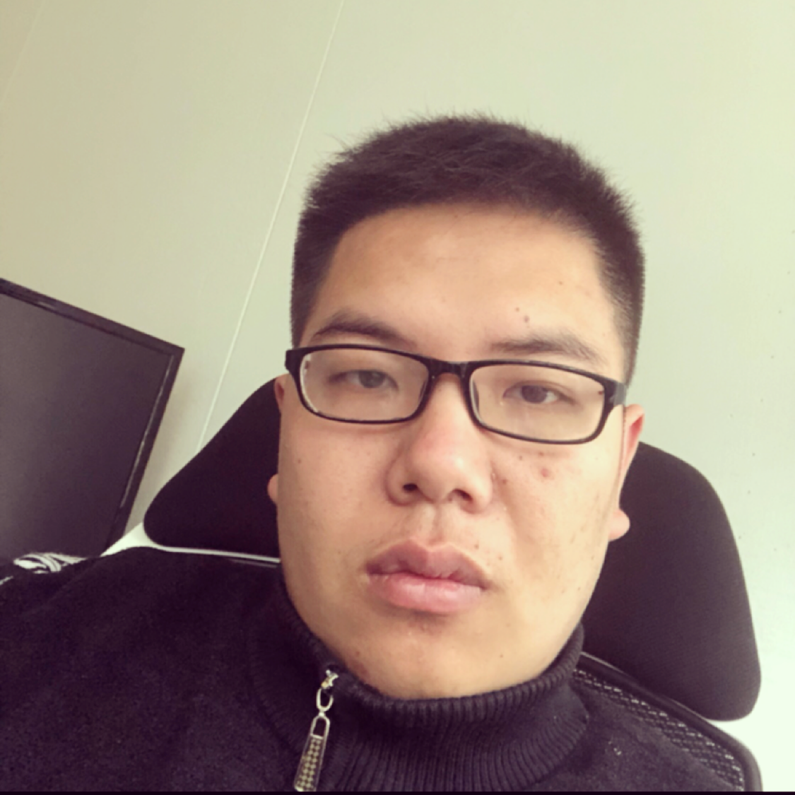 醉鱼逐虾的照片