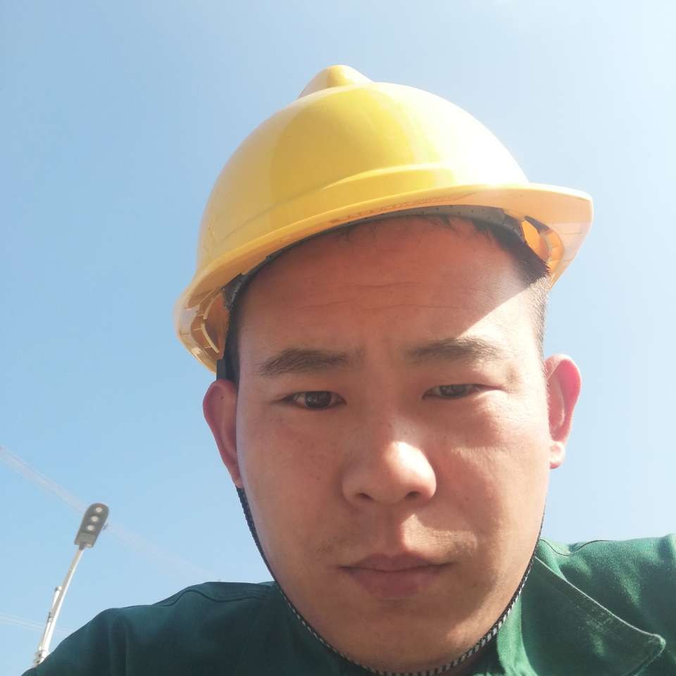 哈喽啊八嘎的照片