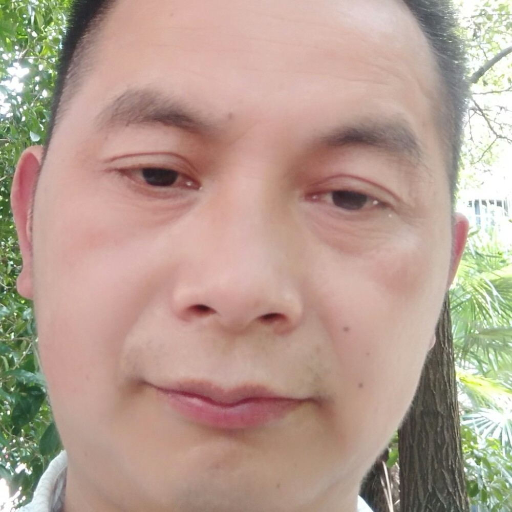 雪白浅吻手链的照片