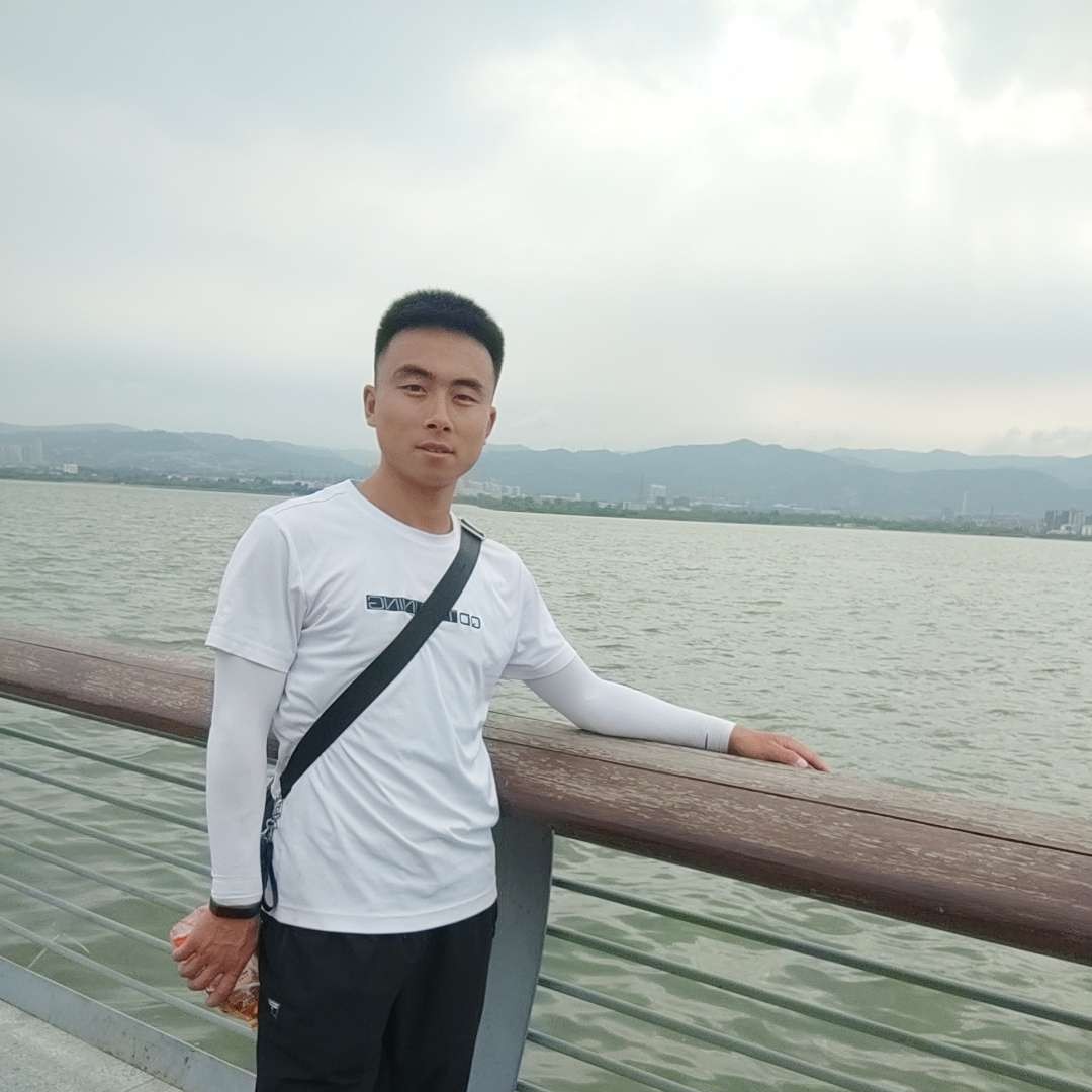 淡然邂逅霓裳的照片