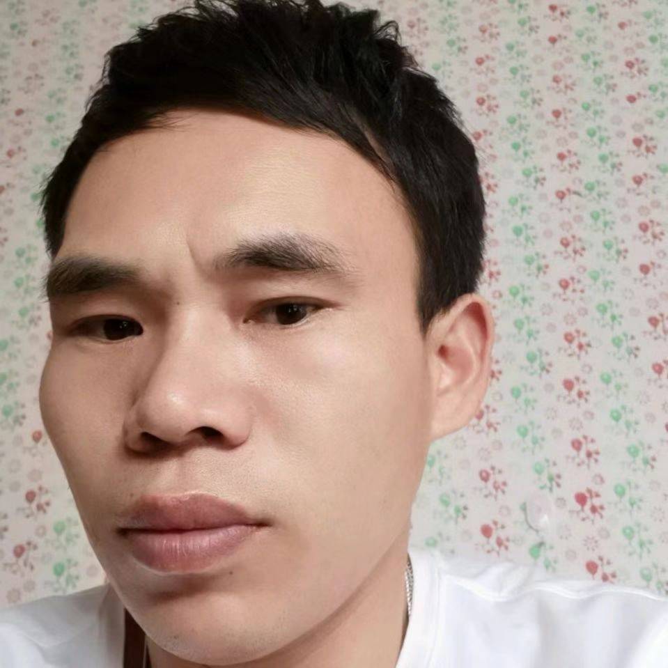 完美深拥花生的照片