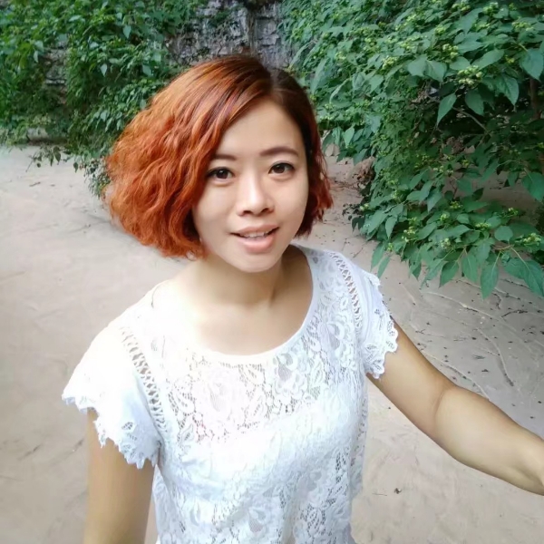 时光机里的玫瑰的照片