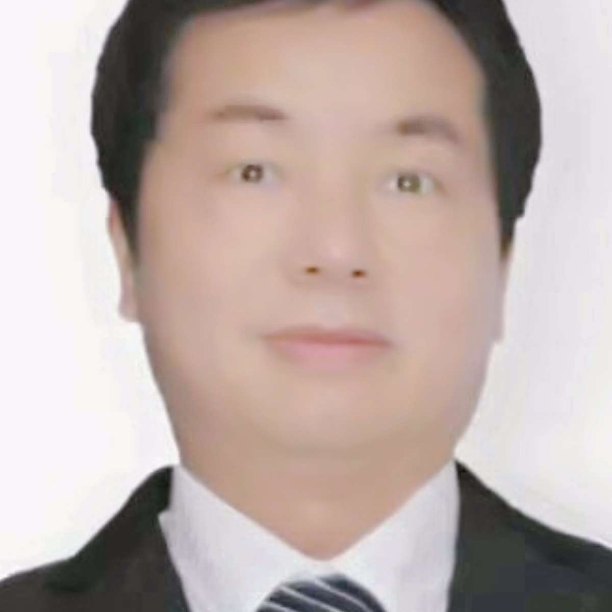 犀牛说动听的照片