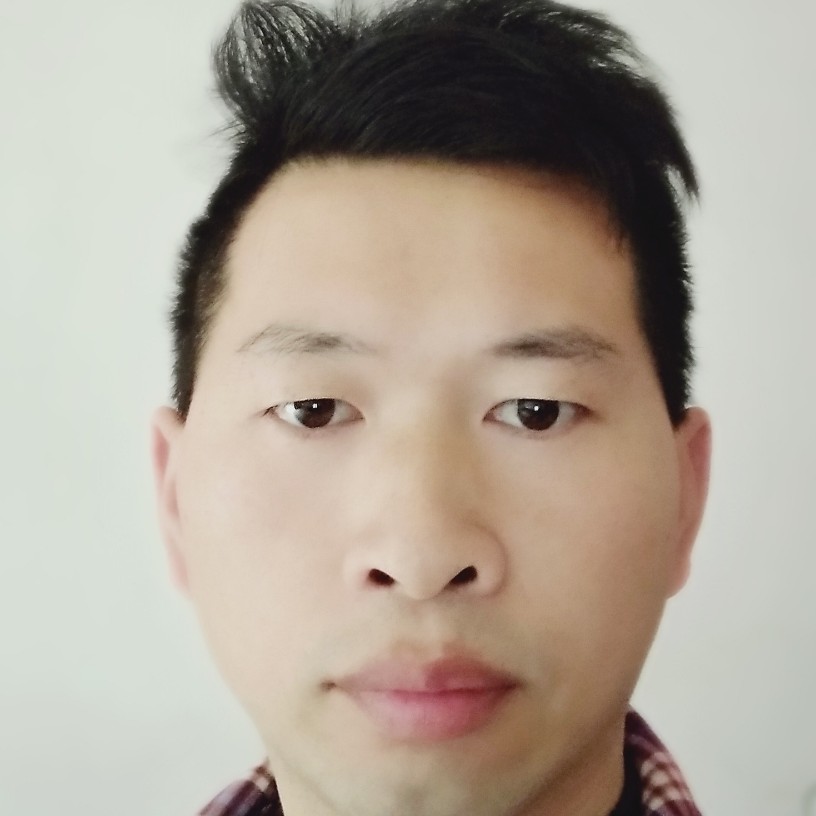 小蘑菇顺利的照片