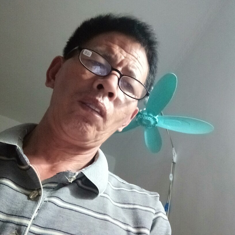 黯然深拥芒果的照片