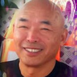 眼神等待虚幻的照片