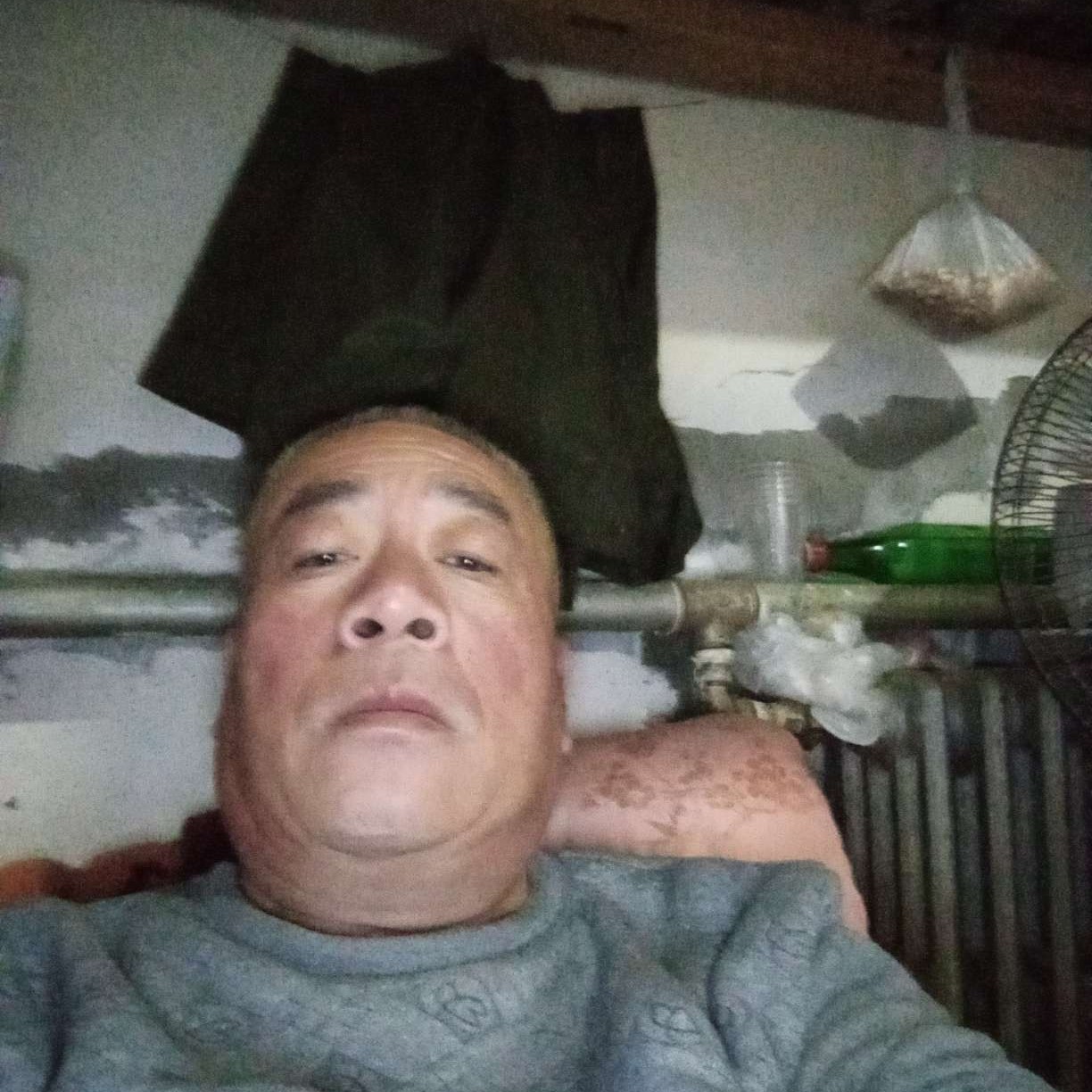 绝恋眼睛大的照片