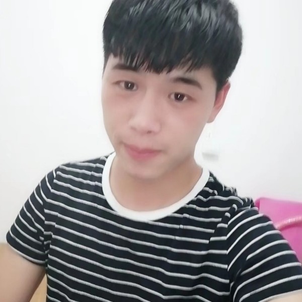健壮扯小懒虫的照片