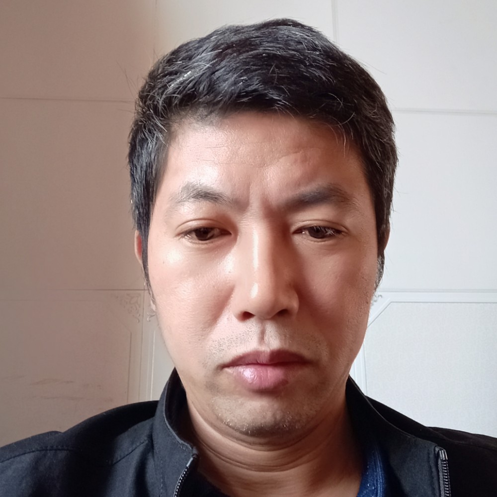 错落吃醋奇异果的照片