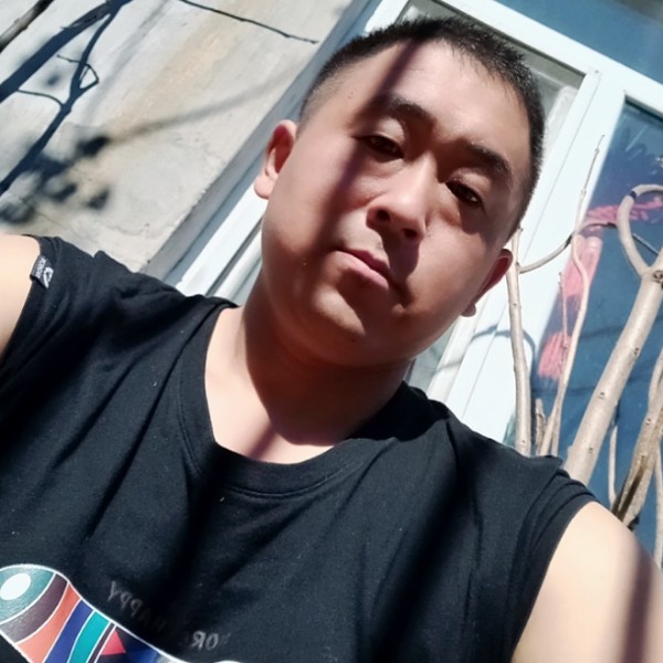 跳跃就碧影的照片