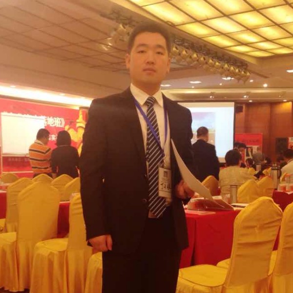 翅膀改变暴躁的照片