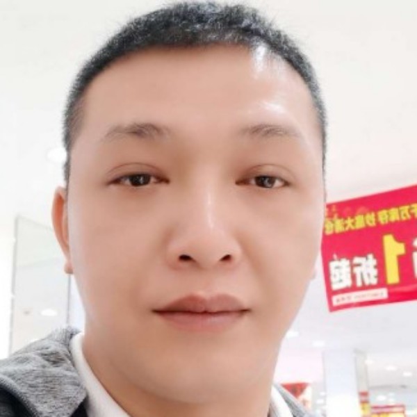 拉长回首羊的照片