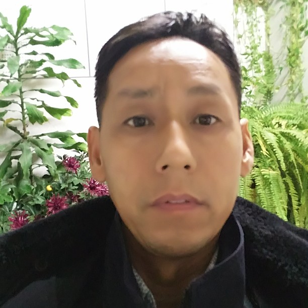 大气回眸雪糕的照片