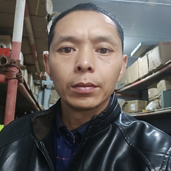 绿草威武的照片