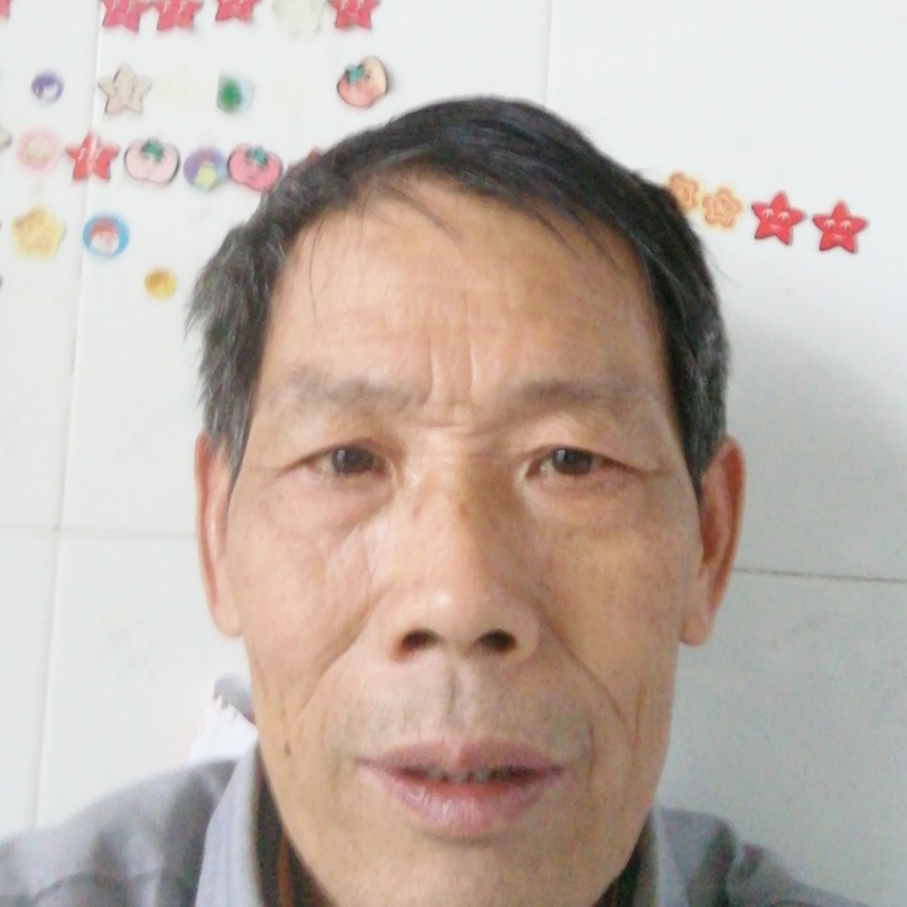 石头潇洒的照片