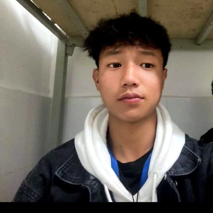 乌鸡哥的照片