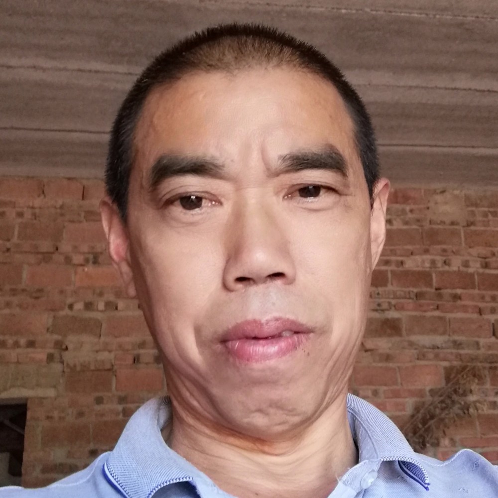 宝马超级的照片