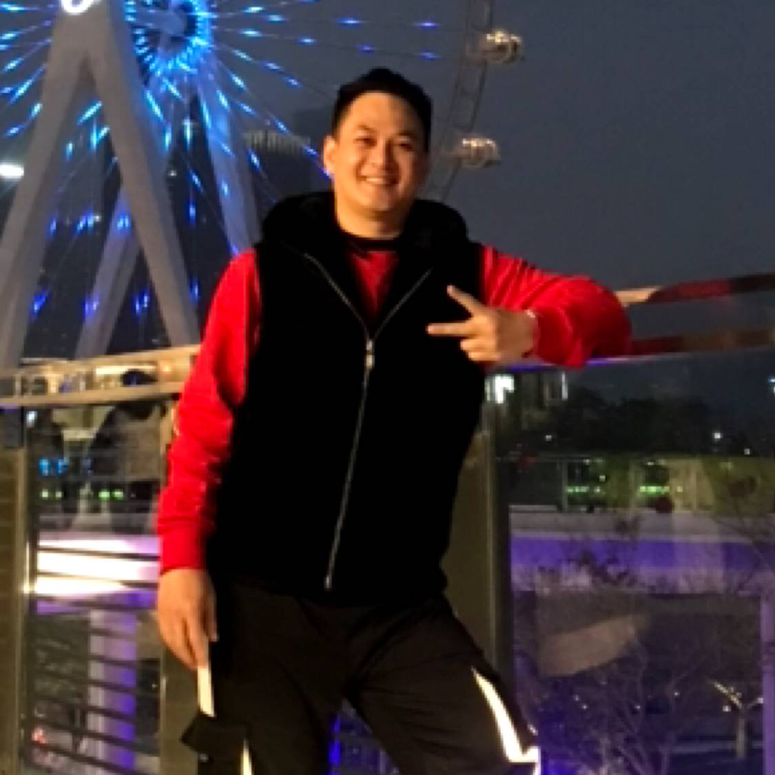 欣喜笑鱼的照片