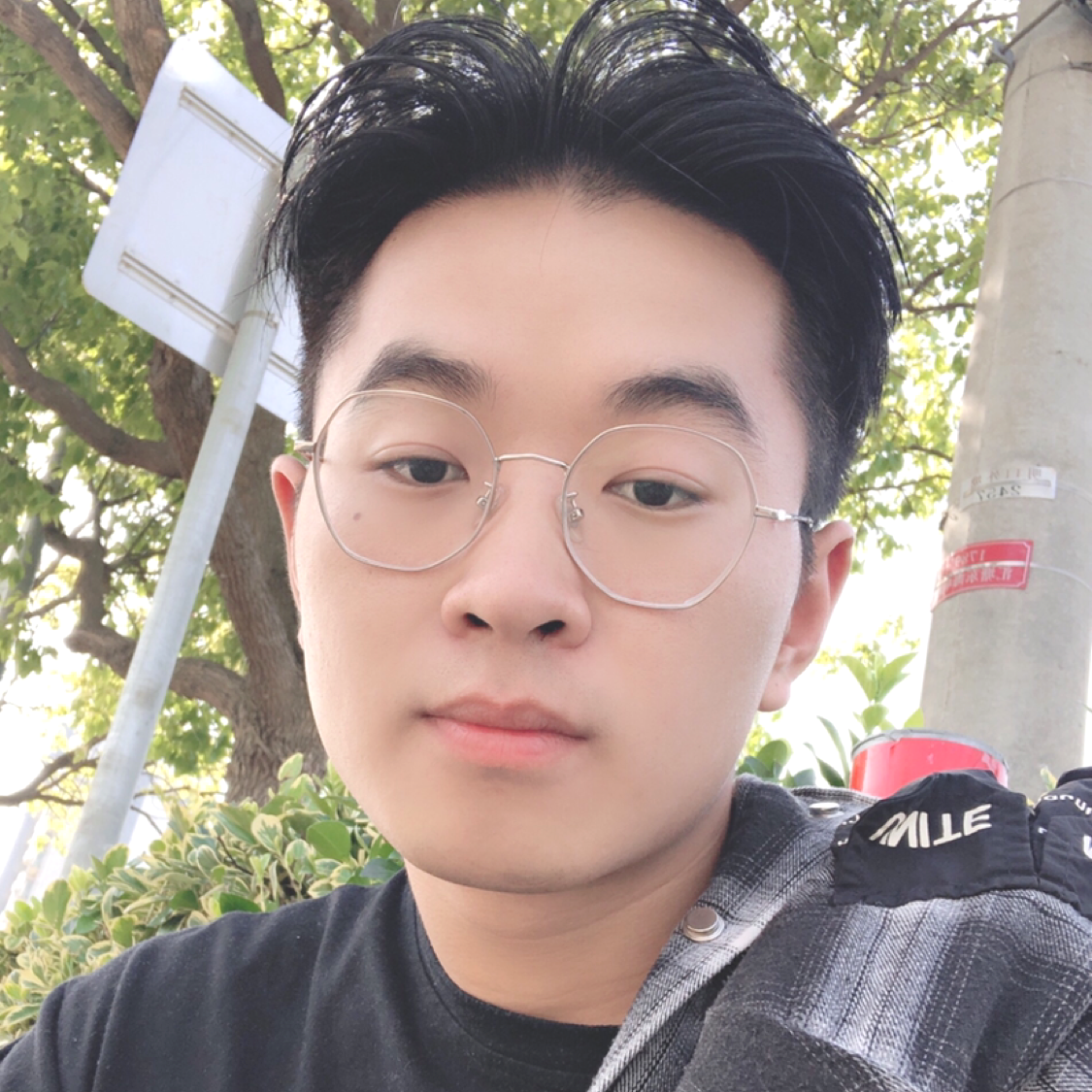 笑看迷罗佛的照片