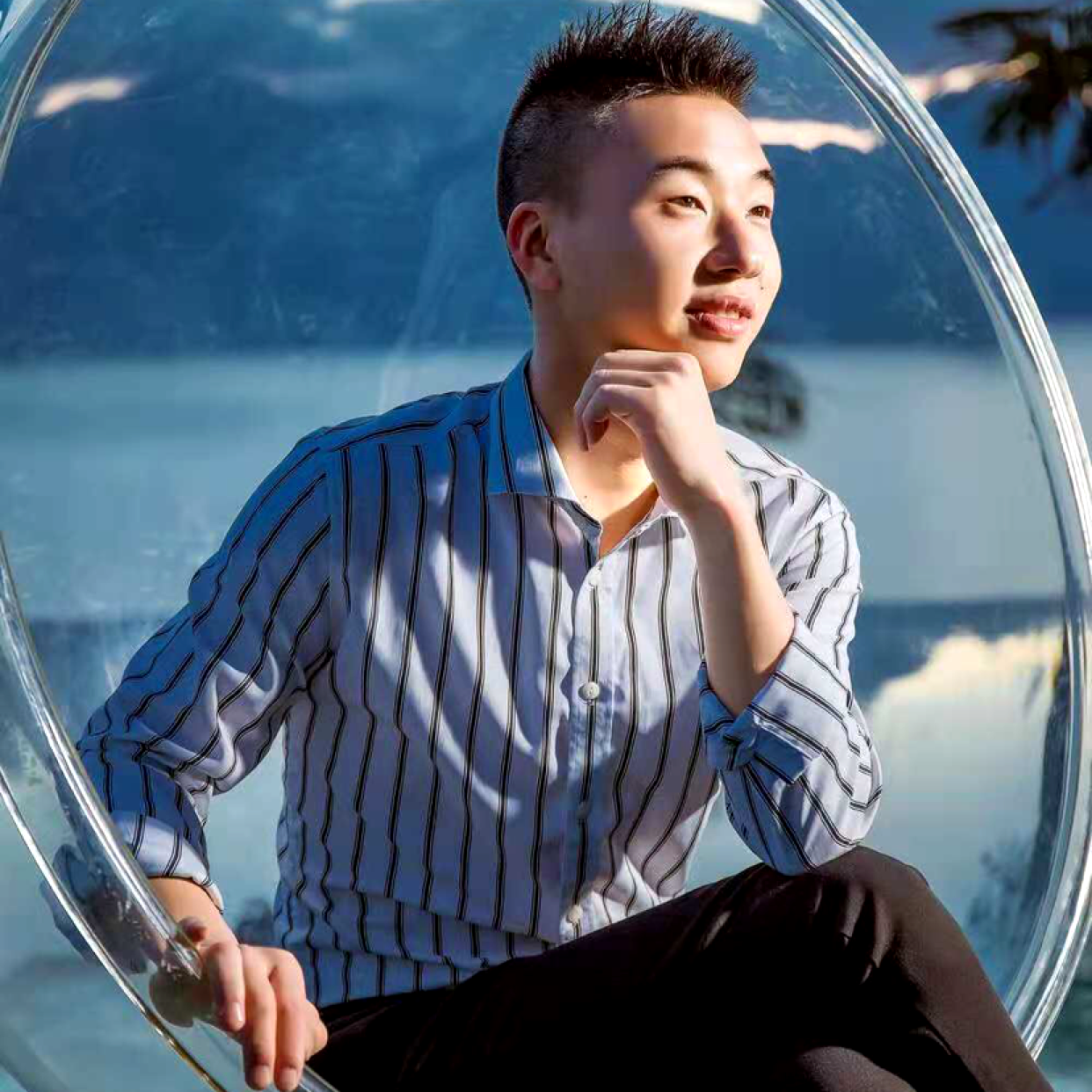 人生拿包容的照片