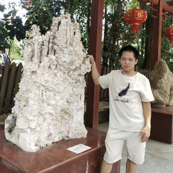 官劭恒的照片
