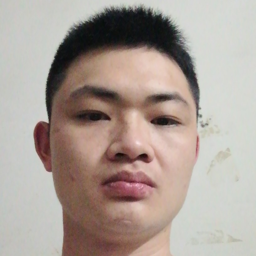 迷离回眸黄豆的照片