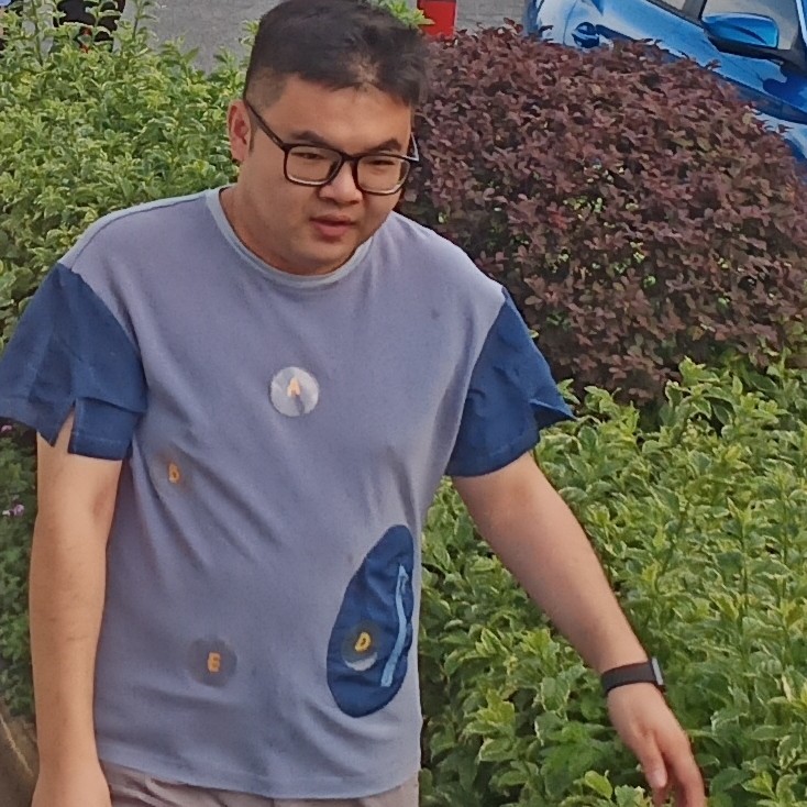 板栗爱单身的照片