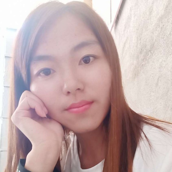 黄豆闻单纯的照片