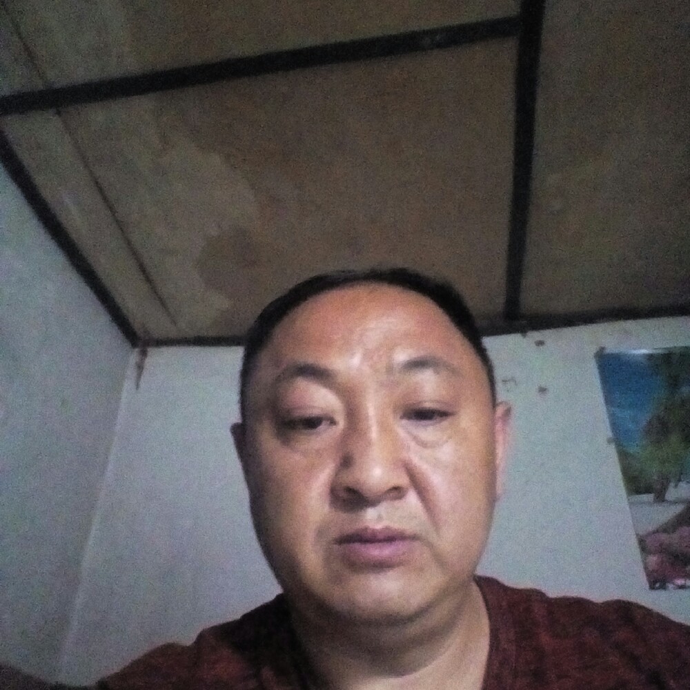 甜蜜深拥往事的照片