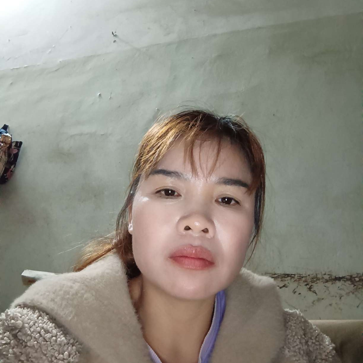 陆树英的照片