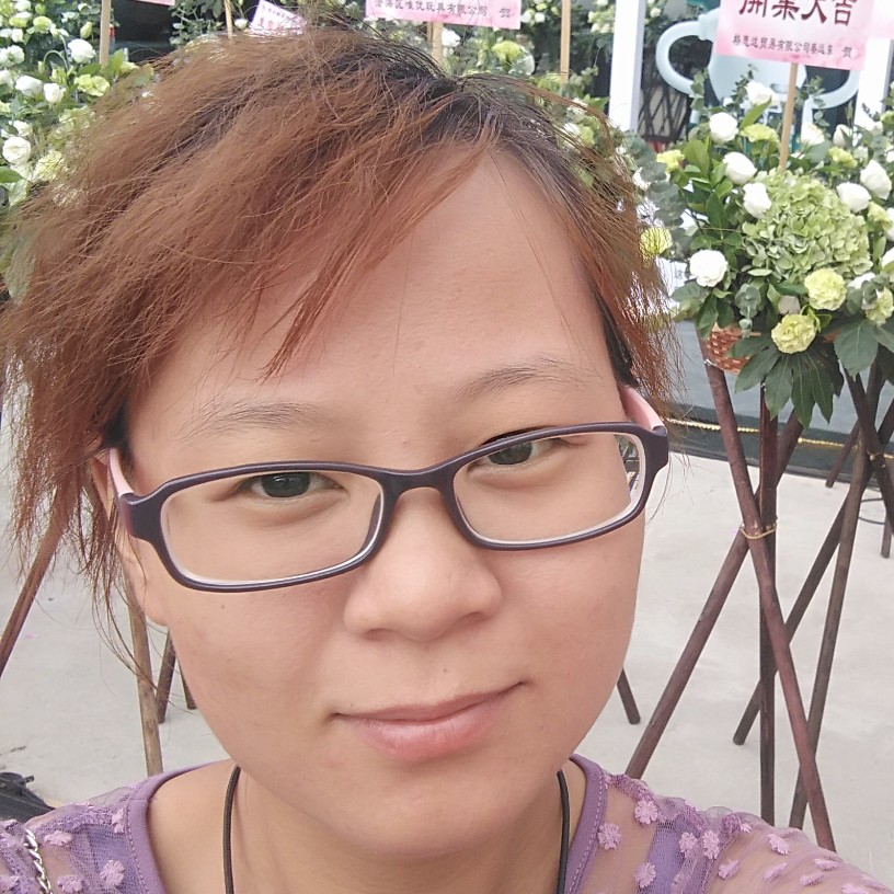 默默冷月的照片