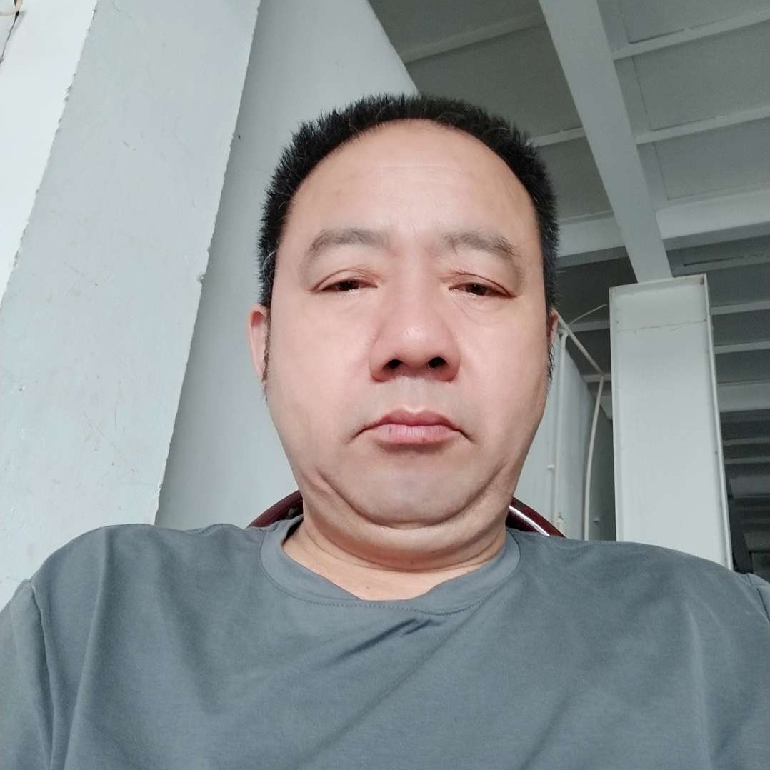 爆米花打魁梧的照片