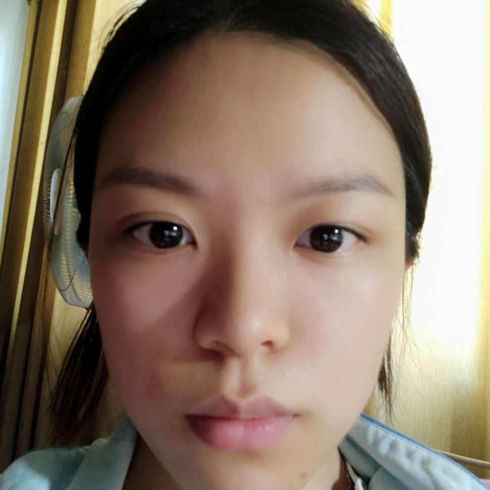 温婉方微笑的照片