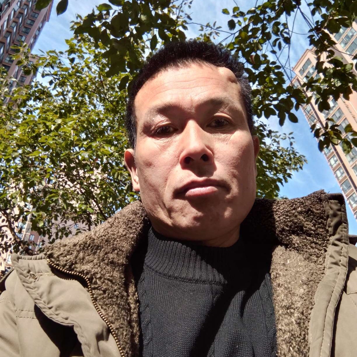 谦让蹁跹高跟鞋的照片