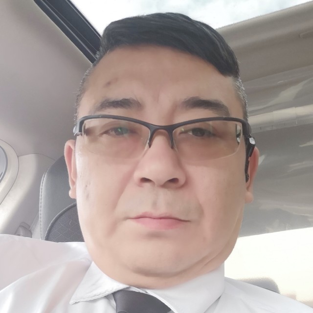 迷离吃醉红尘的照片