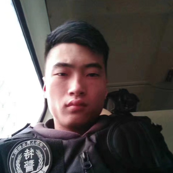挽歌初夏的照片