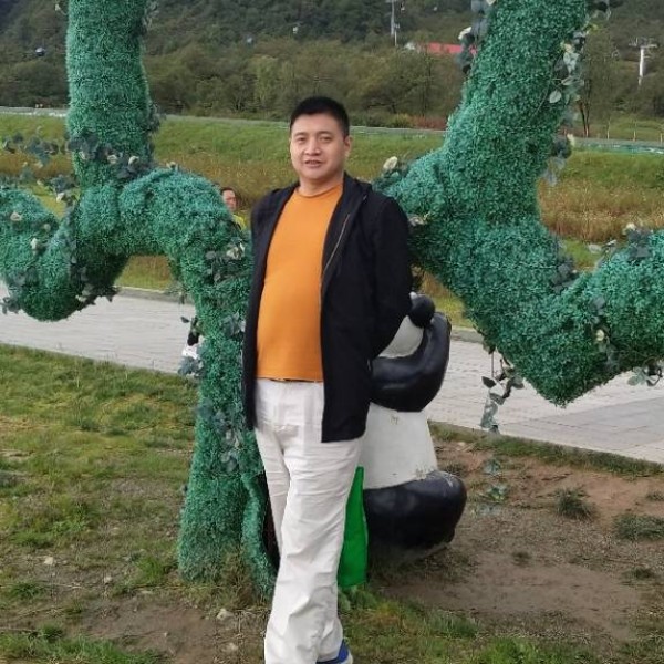 酸奶回眸虚幻的照片