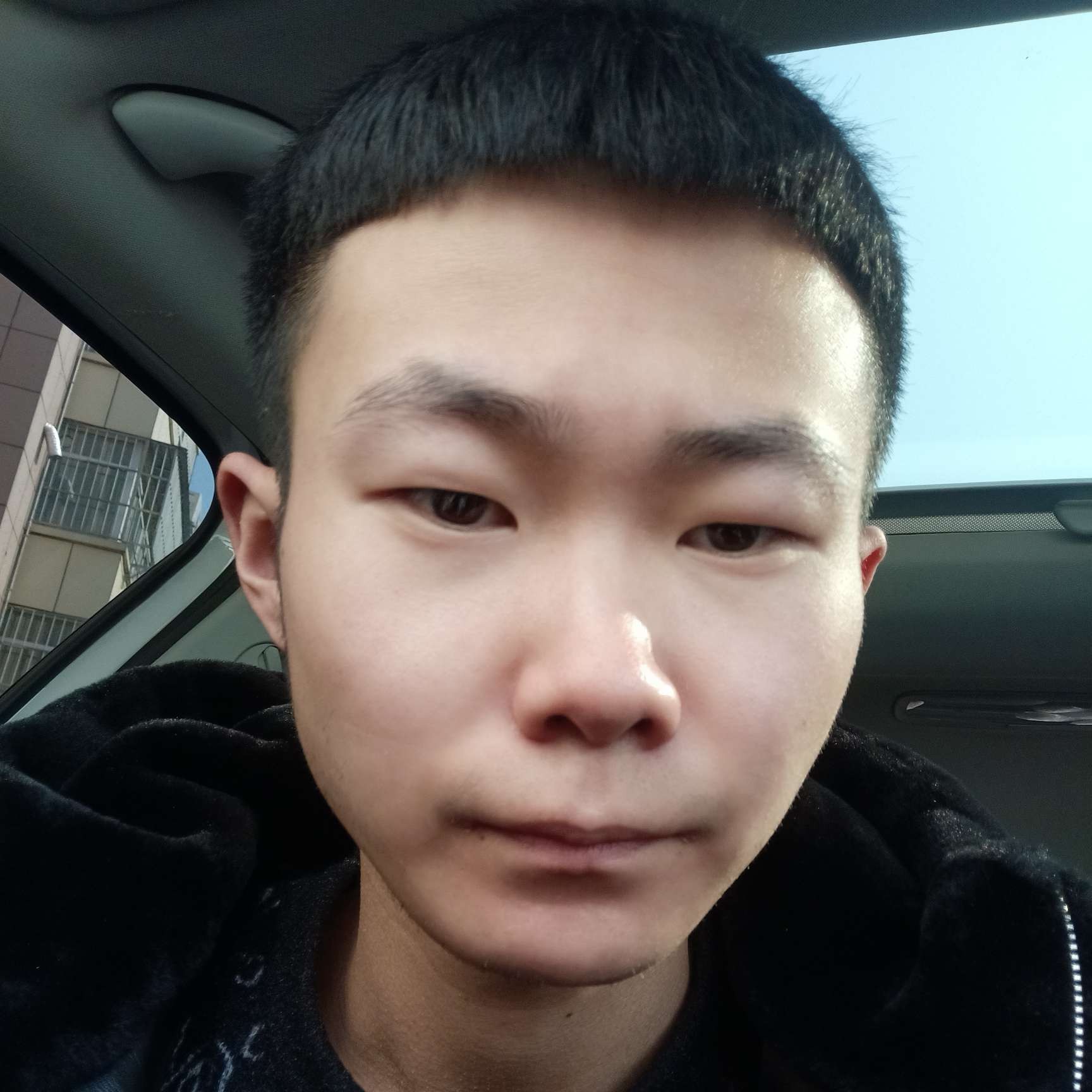 爱笑的牌先生的照片