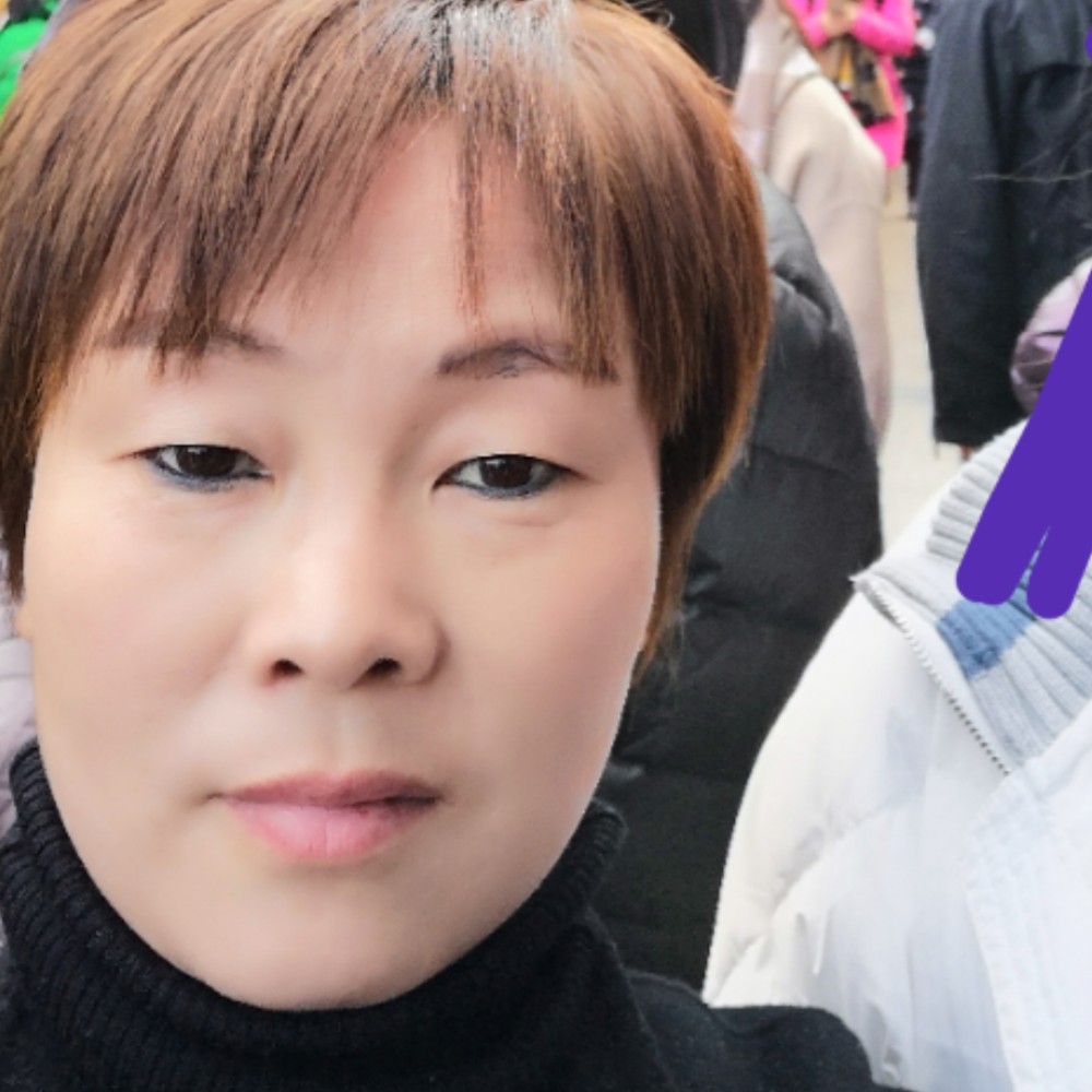 山里姑娘的照片