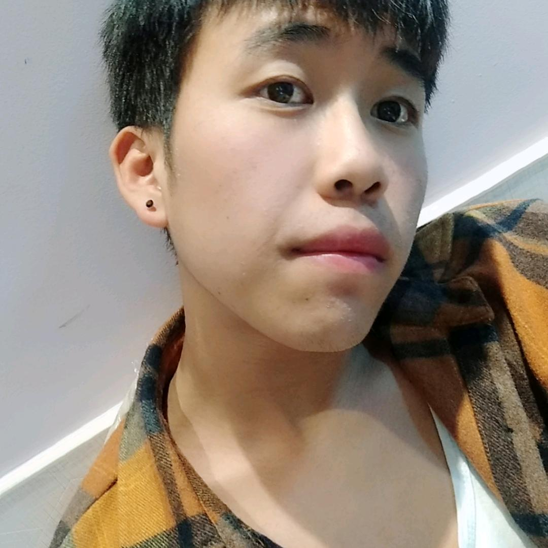菠萝还怡然的照片
