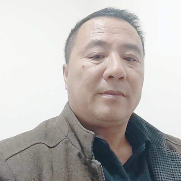 眼睛大回首航空的照片
