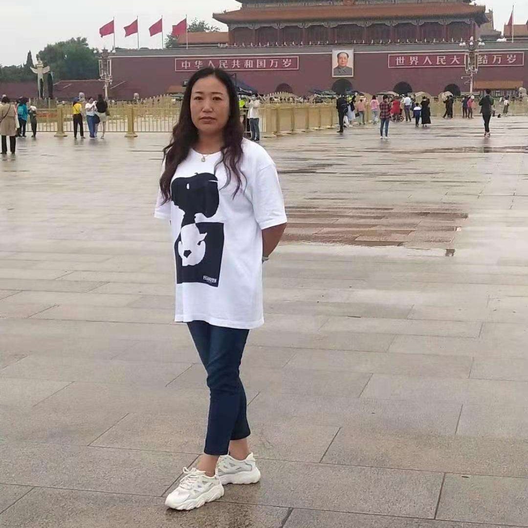 爱听歌迎老师的照片