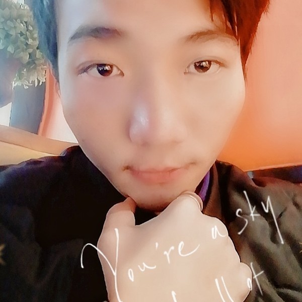 沉静請小兔子的照片