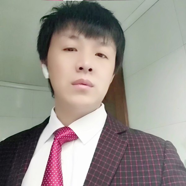 路灯温柔的照片