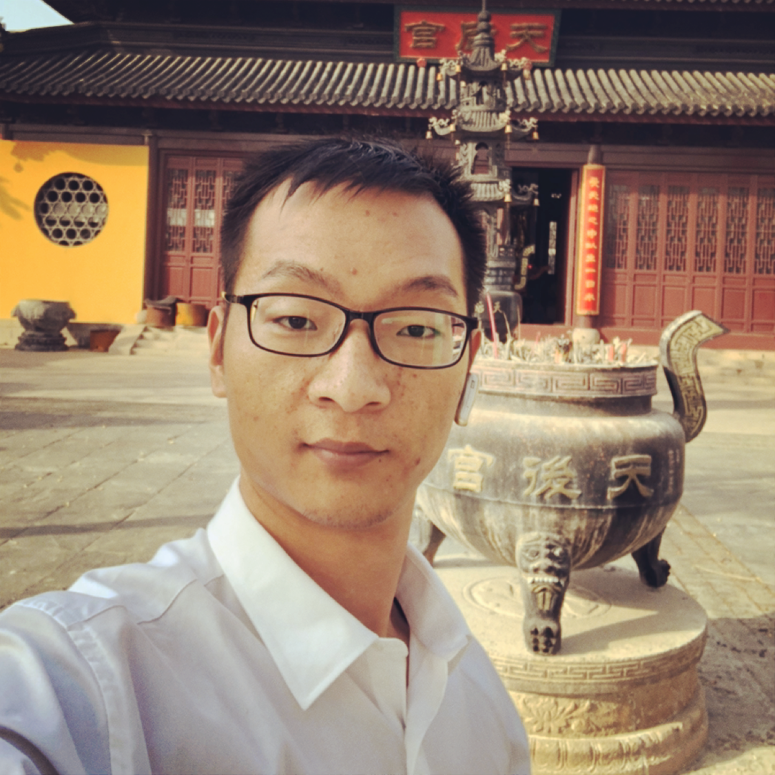无私深拥夕阳的照片