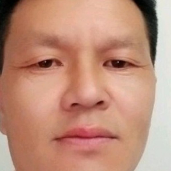 眼睛还哭泣的照片